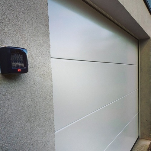 Help one TecPorte de garage motorisée avec un moteur BFT type Botticelli